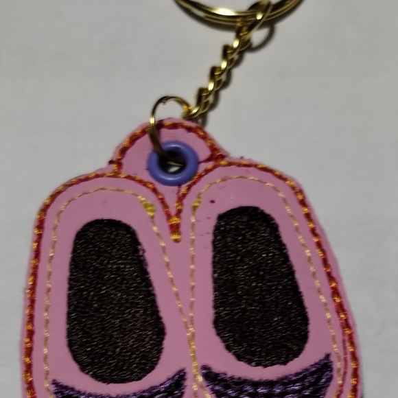 Key Chains / Tags - Picture 14 of 16